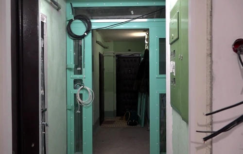 Дверь в проеме Дверь в проеме