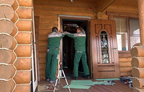 Сверление отверстий с петлевой стороны Сверление отверстий с петлевой стороны