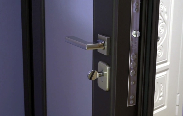 Задвижка Задвижка