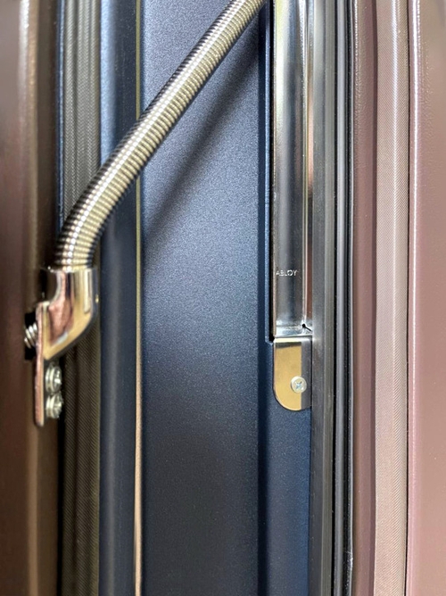 Доводчик скрытого типа Доводчик скрытого типа