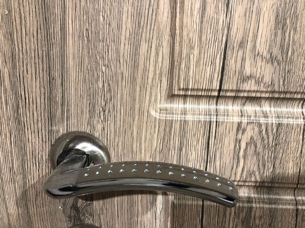 Ручка двери Ручка двери