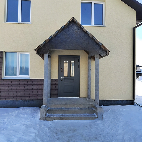 Дверь с двумя стеклами Дверь с двумя стеклами