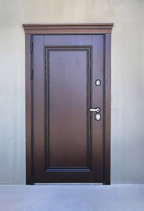 Дверь с карнизом Дверь с карнизом