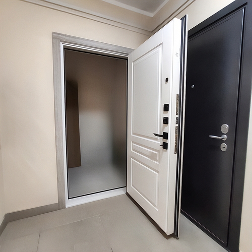 Панель из МДФ на внутренней стороне Панель из МДФ на внутренней стороне