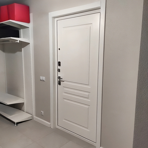 Белая дверь МДФ в квартиру Белая дверь МДФ в квартиру