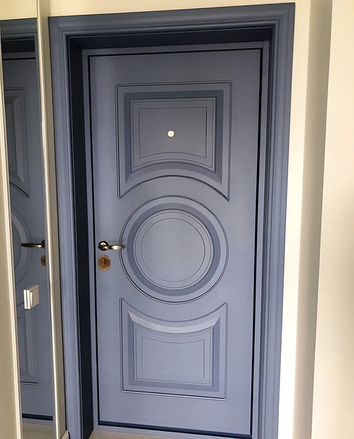 Дверь с покраской по RAL Дверь с покраской по RAL