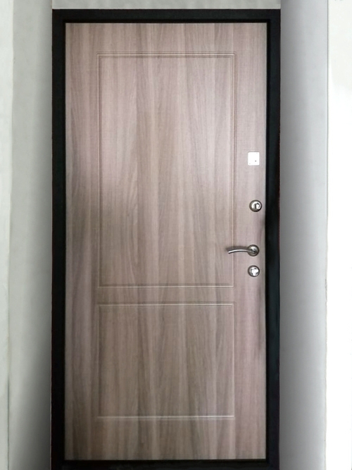 Дверь в частном доме, фото изнутри (КП «Маленькая Шотландия») Дверь в частном доме, фото изнутри (КП «Маленькая Шотландия»)