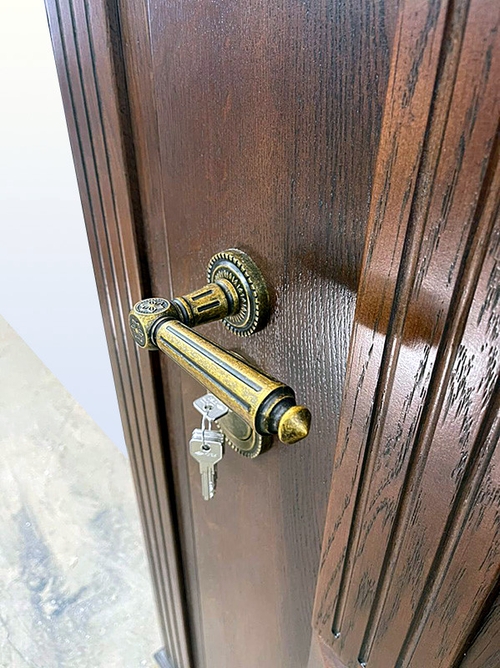 Дверная ручка Дверная ручка