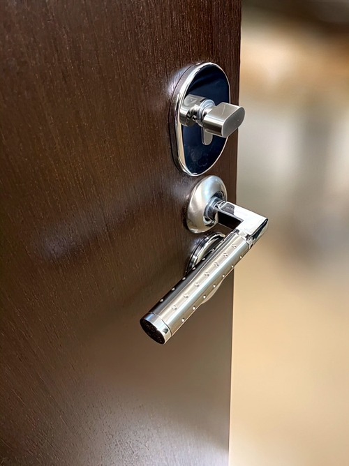 Дверной замок Дверной замок