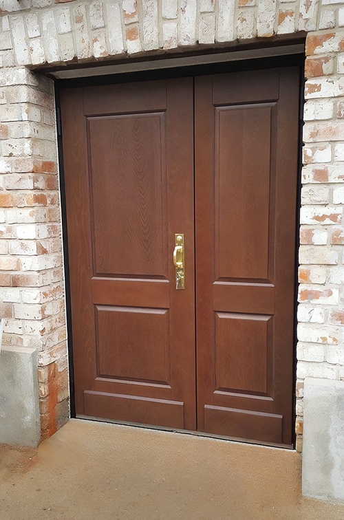 Двустворчатая уличная дверь Двустворчатая уличная дверь