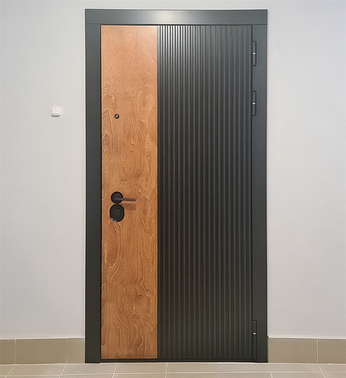 Комбинированная внешняя накладка Комбинированная внешняя накладка