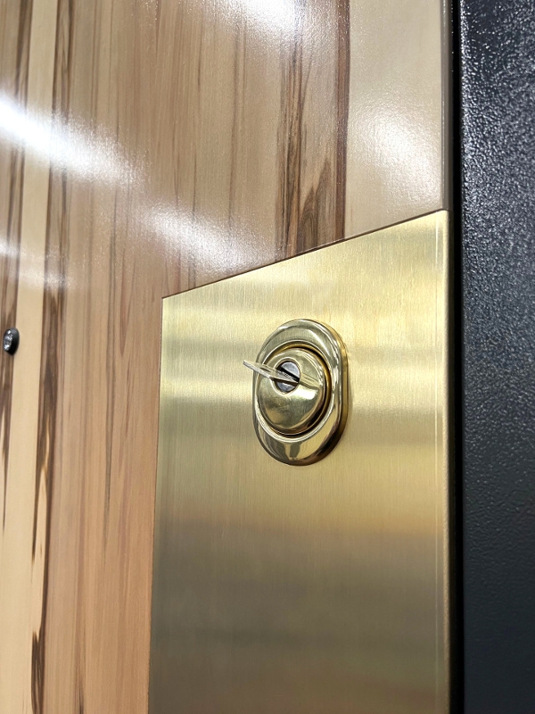 Латунная вставка Латунная вставка