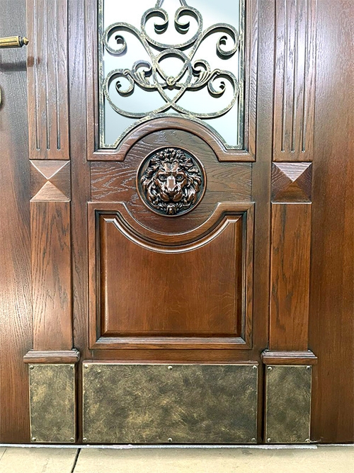 Отбойник в нижней части Отбойник в нижней части