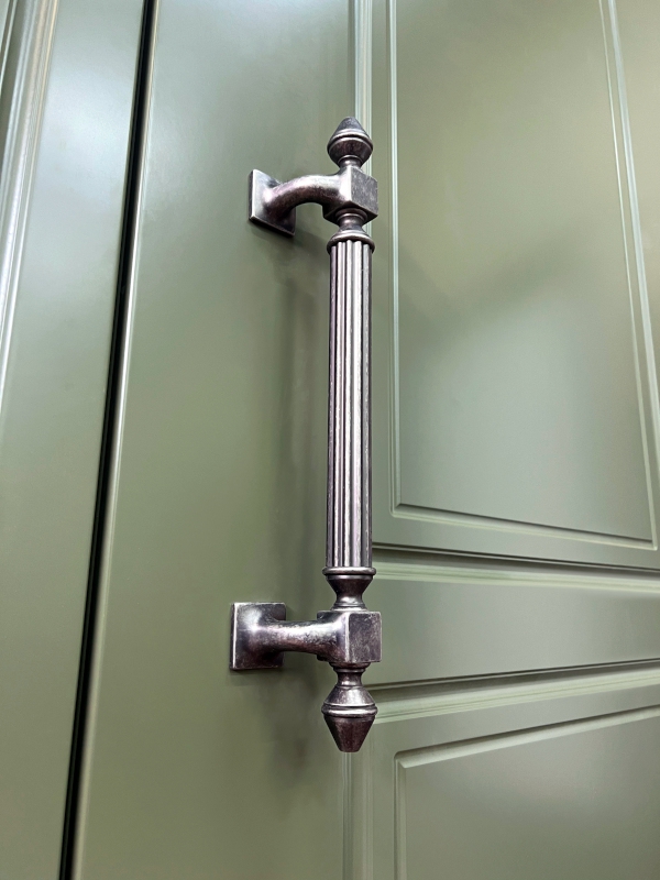 Парадная ручка-скоба Парадная ручка-скоба