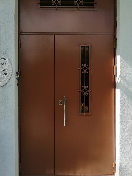 Полуторная дверь (салон красоты, ул. Академика Микояна) Полуторная дверь (салон красоты, ул. Академика Микояна)