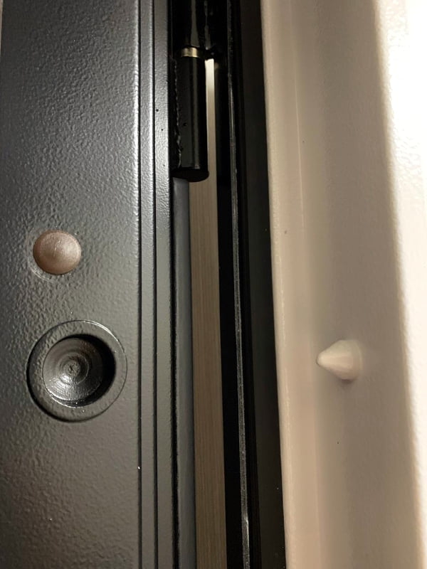 Противосъемный блокиратор Противосъемный блокиратор