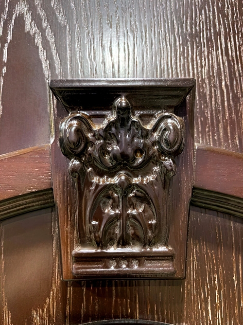 Резной декоративный элемент Резной декоративный элемент