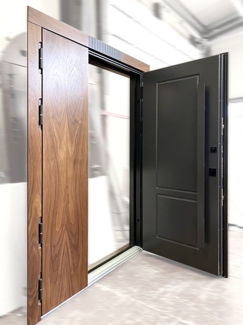 Входная группа с фрезерованной вставкой Входная группа с фрезерованной вставкой