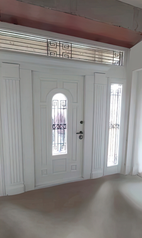 Входная группа с остеклением Входная группа с остеклением