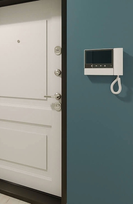 Устанавливаете ли вы на двери видеодомофоны?