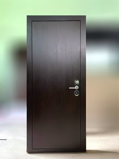 Внутренняя сторона двери Внутренняя сторона двери