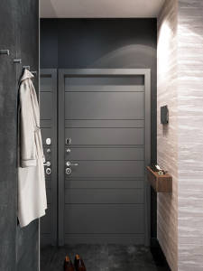 Серая входная дверь Серая входная дверь